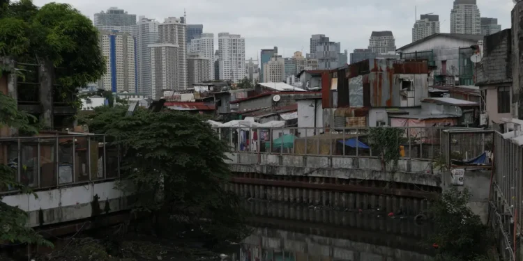 The 6 Percent Growth Target for 2026 Is Being Slapped by Reality